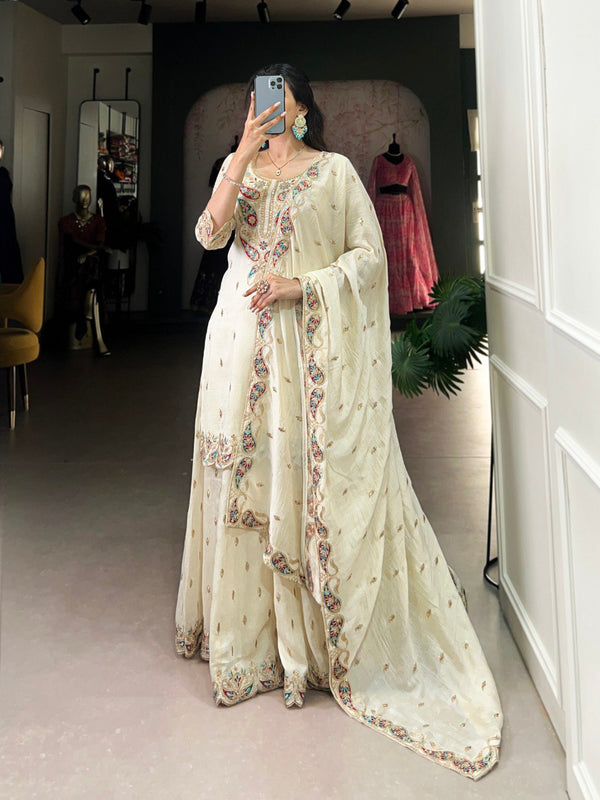 The Perfect Fusion Of Classic Elegance And Modern Suit Set